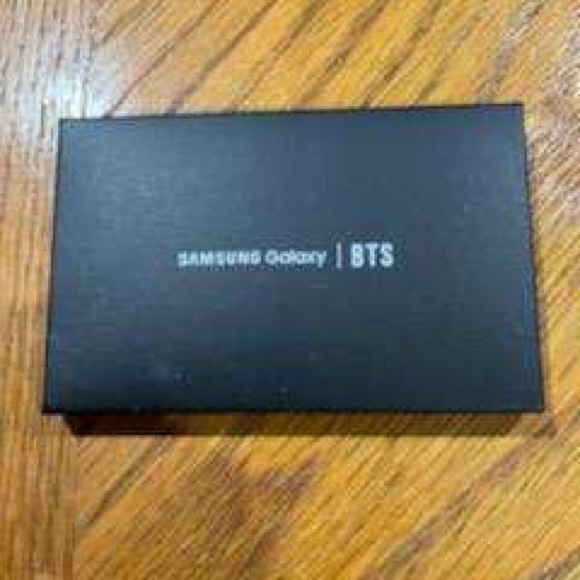 EXCLUSIVE BTS Photocards set - Picture 11 of 11